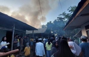 Kebakaran Besar di Balangan Hanguskan 9 Rumah Warga dan Dua Ruang Kelas SMA Paringin