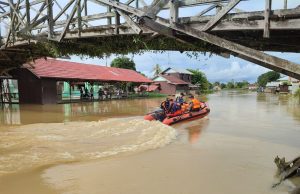 Mau ke Masjid, Terpeleset Dari Perahu, Kakek Sami Tenggelam