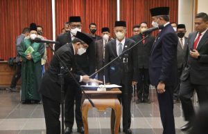 Sah, Rizali Hadi Jabat Seskab Kutim