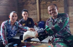 Konvoi Bersama KTB, Dandim 1002/HST Sambangi Desa Terisolir di Kawasan Meratus