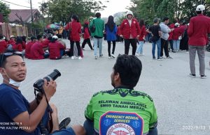 Ribuan Mahasiwa Samarinda Demo di Depan Gedung DPRD Kaltim