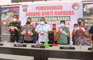 Wabup Bersama Polres Musnahkan Barang Bukti Narkotika dan Miras