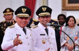 Siapa Gubernur Ke-13?