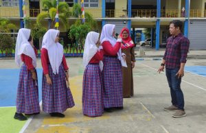 PWI Kutim Ajak Siswa SMPN 1 Sangatta Utara Bijak Bersosial Media, “Postinganmu Harimaumu, Pelajari Dulu UU-ITE”