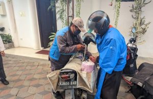 Berbagi Buka Puasa Ramadan Ala Pj Walikota Batu, Libatkan Ojek Pangkalan