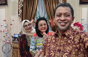 Ultah Hadi dan Bu Mei