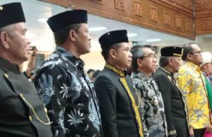 Joni dan Arfan Kompak Hadiri Pengukuhan Sempekat Keroan Kutai