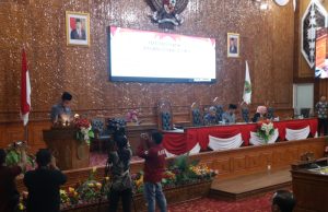 Gelar Sidang Paripurna, Tujuh Fraksi DPRD Setujui Raperda APBD 2024