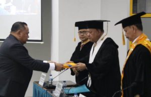 Kadiskominfo Staper Kutim Ery Mulyadi Resmi Bergelar Doktor