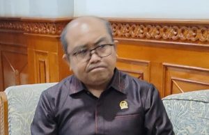 Novel : Saya Bekerja Secara Komprehensif