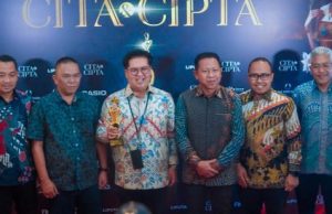 Perhatian kepada Pelaku Usaha dan Nelayan, Rendi Solihin Didapuk Tokoh Inspiratif
