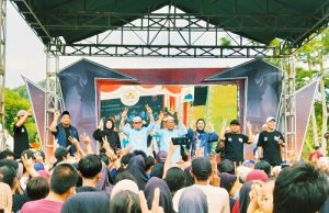 Duet Paslon RR Gebrak Warga Nateh HST, Catat Programnya dan Perbaikan Jalan Pedalaman