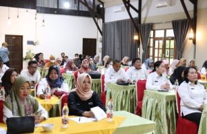 Staf DPPKB dan Penyuluh KB Ikuti Bimtek Laporan Keuangan