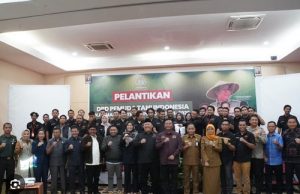 Ekti Imanuel Hadiri Pelantikan DPD Pemuda Tani Indonesia Kaltim 2024-2029 di Balikpapan