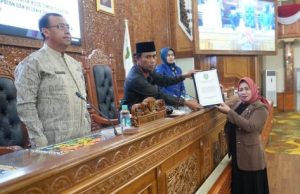 F Golkar Apresiasi Pemerintah Targetkan PAD Naik di Tahun 2025