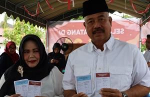 Bupati Edi Coblos di TPS 22 Tenggarong, Wabup Rendi di TPS 8 Semboja