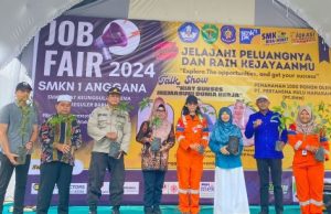 Job Fair di SMKN 1 Anggana Dinilai Tepat, Buka Peluang Kerja