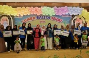 Balita dari Puskesmas Sungai Mariam dan Loa Kulu Juara Lomba Bayi Sehat 2024 Kukar