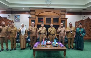 Bupati Ardiansyah Lantik Dua Pejabat Fungsional Penata Perizinan