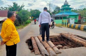 PUPR Kalsel Mulai Action, Baiki Jembatan Rusak di Limpasu HST, Pengendara Dialihkan Lewat Gayaba