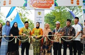Pasar Ramadhan Dibuka, Bupati HST : Ini Positif, Tingkatkan Kecintaan Kuliner Khas Banua