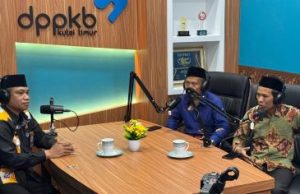 Kepala Kemenag Kutim Tampil di Podcast DPPKB, Bahas Pembinaan Keluarga dan Pencegahan Stunting