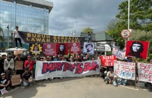 Peringati Hari Buruh, Perempuan Mahardhika Samarinda Desak Pemerintah Beri Solusi Pasti Bagi Buruh