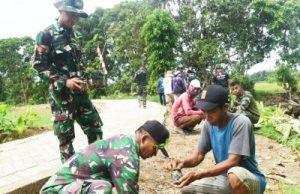 Satgas TMMD Kodim 1002/HST Tanam Pohon Penghijauan, Kapten Subhan : Ini Investasi Jangka Panjang