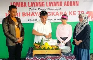 Semarak, “Batigang” Layangan Aduan di Barabai, Kapolres HST Sebut Tradisi Ini Positif dan Mendidik