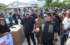 Poklahsar di Muara Badak Peroleh Bantuan Alat Tangkap Ikan dan Mesin Pendingin