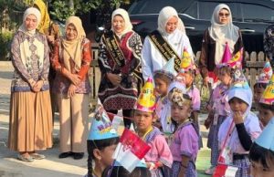 MPLS di TK dan SD Kecamatan Loa Janan Dikunjungi Bunda PAUD dan Wakil Ketua PKK Kukar