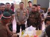 Kapolres Kutim Salurkan 8 Ton Beras SPHP dan 350 Paket Bapok Murah