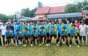 Himung! Pesta Makan Bakso Tandai Tim RK.01 Bamsel Juara Tiga Liga Desa Bamban HSS