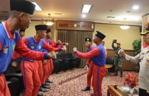 Kapolres Kutim Bakar Semangat dan Tekankan Kedisiplinan kepada Calon Paskibraka Angkatan ke-25