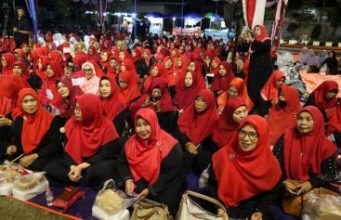 Peringati HUT RI ke-80, Majelis Taklim ASWAJA dan PKK Gelar Tablik Akbar