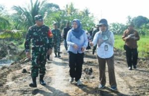 Timwas Dirjen PSP Kementan ke HST, Tinjau Langsung Lahan Cetak Sawah di Perumahan LAU