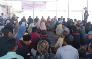 Bupati Berdialog degan Ketua RT dan Kepala Dusun di Kecamatan Anggana