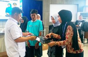 Pelatihan Kerja Bordir, Sasirangan dan Barber di HST, Bupati Rizal : SDM Unggul Kunci Utamanya