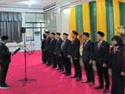 Dikukuhkan, Dewan Pendidikan HST 2025-2030, Bupati Rizal : Bangun Kolaborasi yang Sinergis