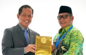 Predikat HST Menuju Kabupaten Bersih di Indonesia, Bupati Rizal : Alhamdulillah, Ini Berkat Kerjasama Solid