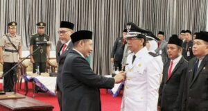 Tujuh Pejabat Pemkab HST Pangku Jabatan Baru, Bupati Rizal : Dengarkan dan Pahami Kebutuhan Masyarakat