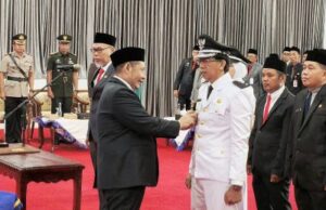 Tujuh Pejabat Pemkab HST Pangku Jabatan Baru, Bupati Rizal : Dengarkan dan Pahami Kebutuhan Masyarakat