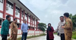 Akses Jalan ke Sekolah Sudah Disemenisasi, Pelajar dan Guru SD 013 Sangatta Utara Tampak Ceria
