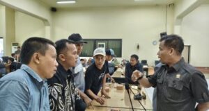 Solar Sulit Didapat dan Harga di SPBU tak Wajar, Para Sopir Truk HST ke DPRD, Tajudin : Ada Pertemuan Sekali Lagi