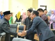 Sikapi Pandangan Fraksi-fraksi DPRD, Bupati HST : Semua Saran, Masukan dan Catatan Jadi Perhatian Serius Kami