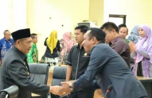 Sikapi Pandangan Fraksi-fraksi DPRD, Bupati HST : Semua Saran, Masukan dan Catatan Jadi Perhatian Serius Kami