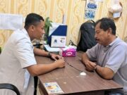Kolaborasi dengan PKK Bengalon dan Puskesmas Sepaso, Tim Kesehatan Brigif TP 32/Mangkalihat Berbagi Ilmu dan Pelayanan Kesehatan Gratis