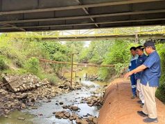 Tinjau Intake di Cabang Sangatta Selatan, Dirut Perumdam TTB Pastikan Pasokan Air Baku Mencukupi