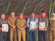 Mengantar Camat Purna Tugas, Bupati Berikan Apresiasi atas Pengabdiannya