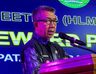 Tingkatkan SDM Berkualitas, Pemkab Kutim Gelontorkan Program Beasiswa dan Seragam Sekolah Gratis